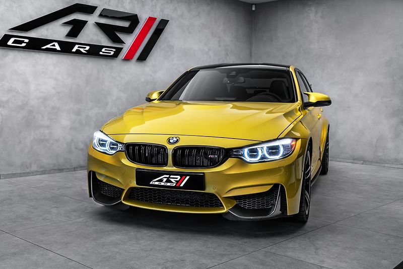 BMW M3 Individual, manual, keramiky - fotka 3 z 19