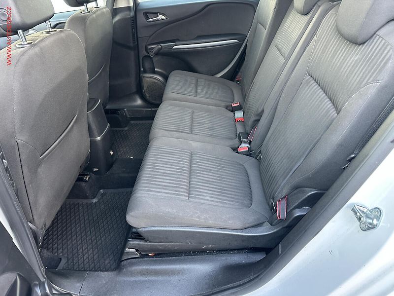 Opel Zafira (2014) 2.0 CDTi, ČR, AC, temp - fotka 10 z 18