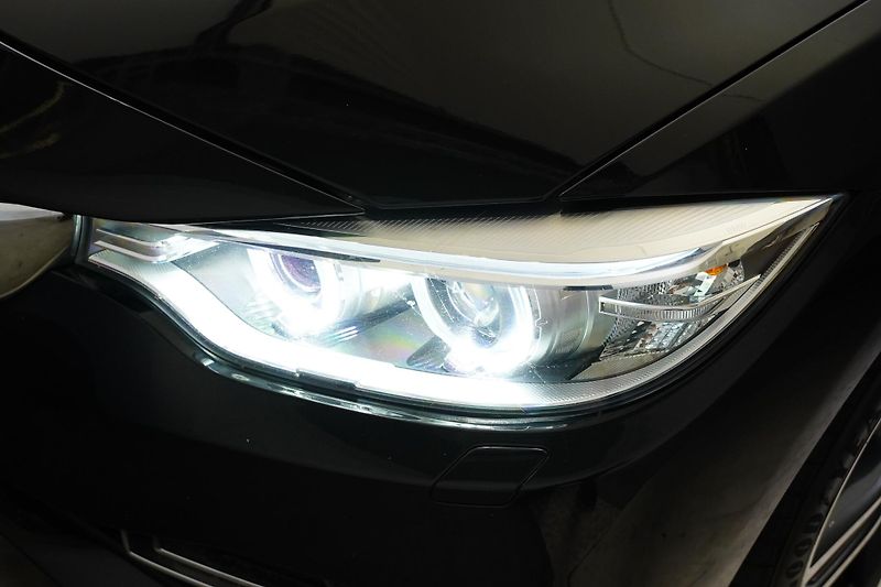 BMW Řada 4 - fotka 9 z 26