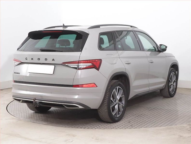 Škoda Kodiaq (2022) Sportline 1.5 TSI - fotka 5 z 18