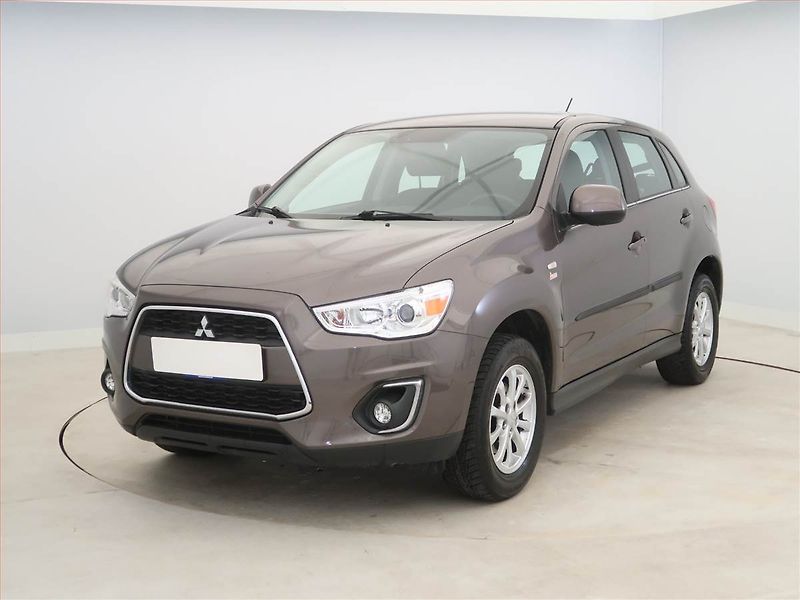 Mitsubishi ASX (2015) 1.6 MIVEC, ČR,1.maj - fotka 2 z 18