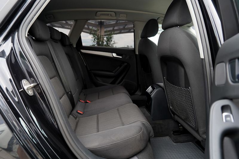 Audi A4 2.0 TDI/manuál/180 PS - fotka 28 z 42