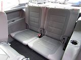 Volkswagen Touran (2011) 1.4 TSi, AC, výhřev sed - náhled 11