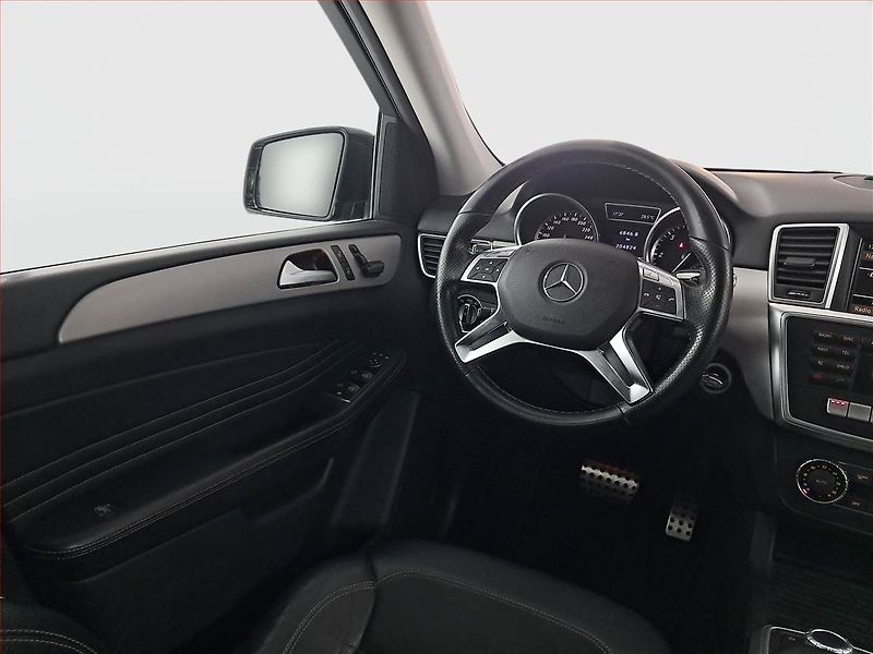 Mercedes-Benz Třídy M (2012) ML 350 BlueTEC, 4X4, Automat - fotka 7 z 19