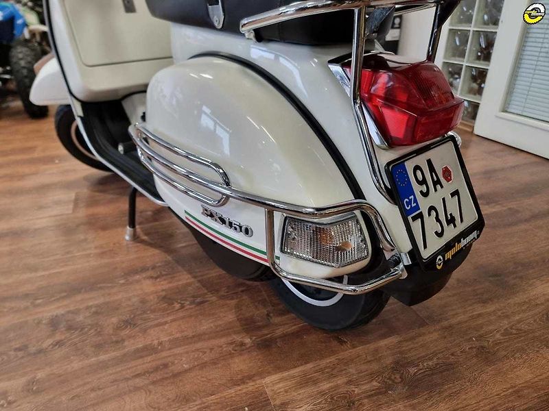 Vespa PX 150 (2011) - fotka 14 z 20