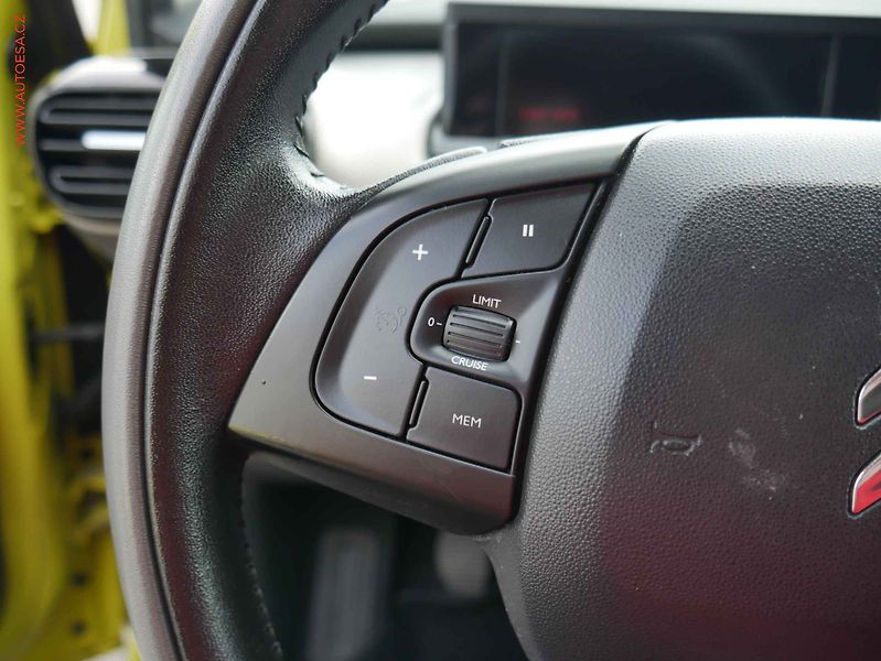 Citroën C4 Cactus (2015) 1.2PT, ČR, servis.kniha - fotka 15 z 19