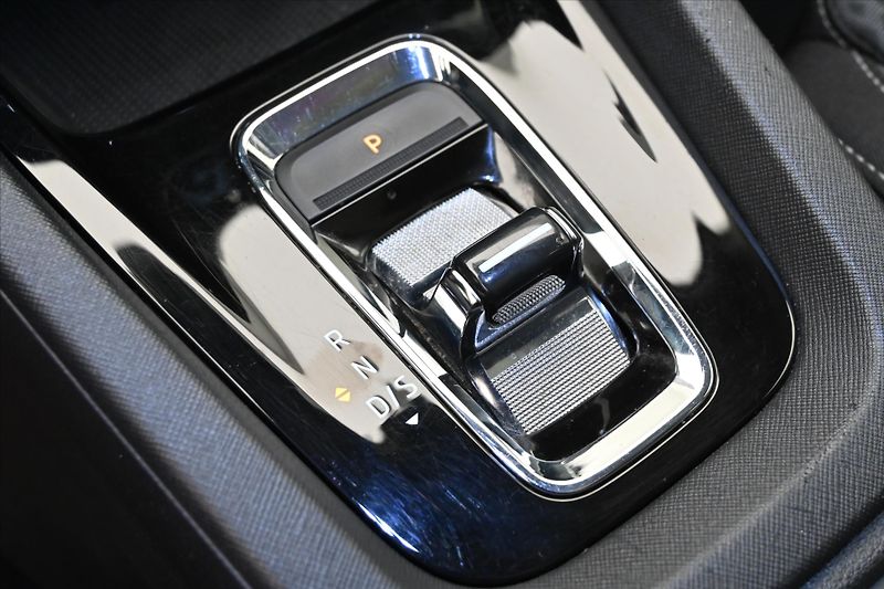 Škoda Octavia 2,0 TDI 110 kW DSG Style Záruk - fotka 23 z 31