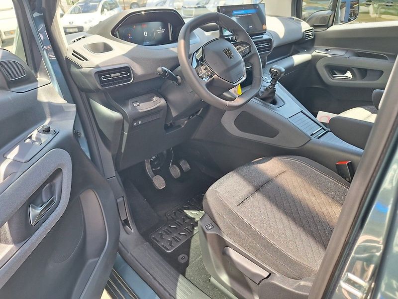 Peugeot Rifter (2026) ALLURE TURBO 110k MAN6 - fotka 11 z 23