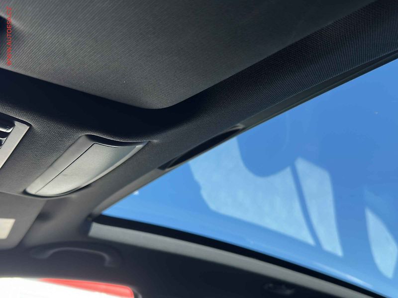 Škoda Rapid (2018) 1.0 TSi, 1.maj,ČR, Bixen - fotka 25 z 27
