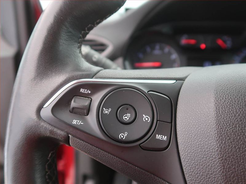 Opel Crossland X (2022) 1.2 Turbo, Automat, Serv.kniha - fotka 16 z 18