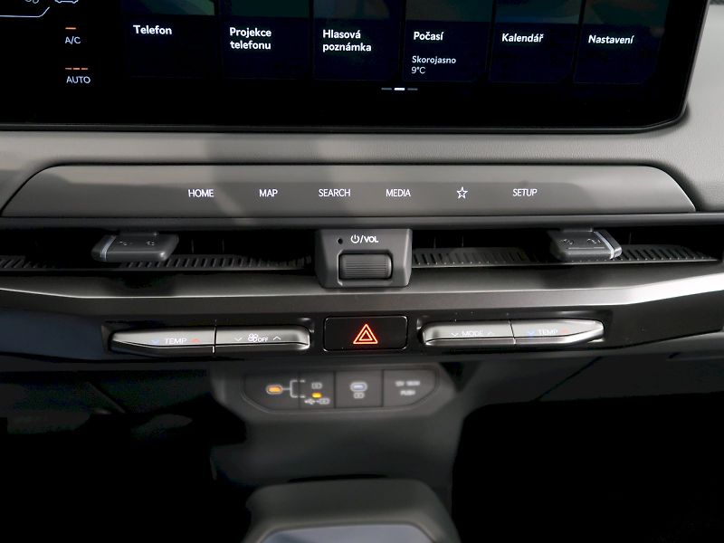 Kia EV3 (2025) AIR 81,4kWh 150KW - fotka 30 z 40