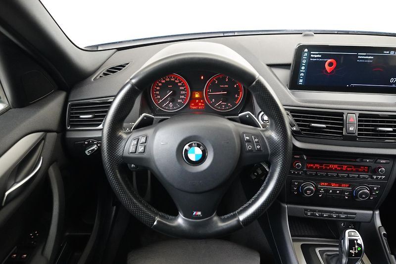 BMW X1 - fotka 18 z 27