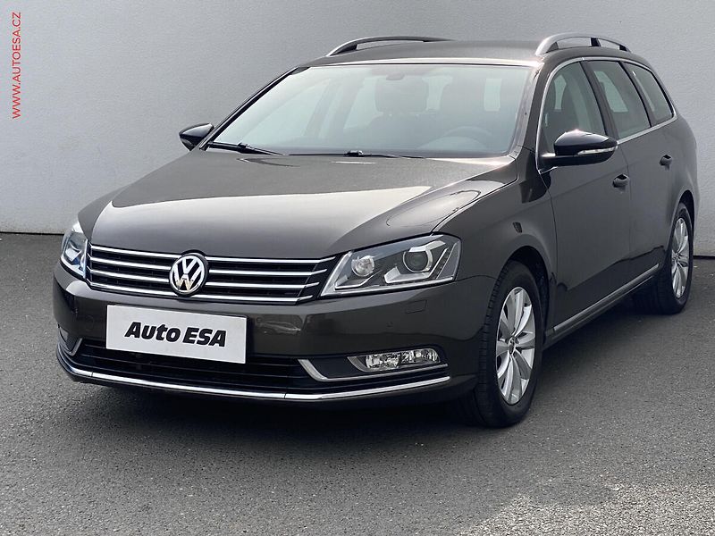 Volkswagen Passat (2014) 2.0 TDi 4x4, Comfortline - fotka 3 z 19