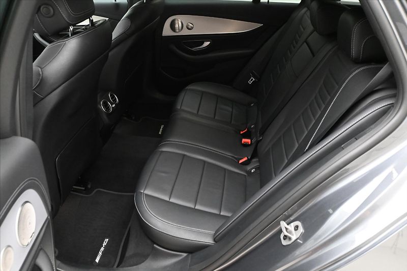 Mercedes-Benz Třídy E 2,0 300de 225kW 4Matic Záruka - fotka 14 z 30