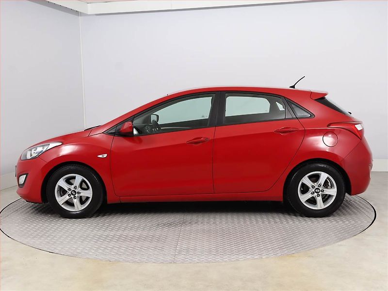 Hyundai i30 (2013) 1.4 CVVT, ČR,1.maj, Serv.kniha - fotka 3 z 15