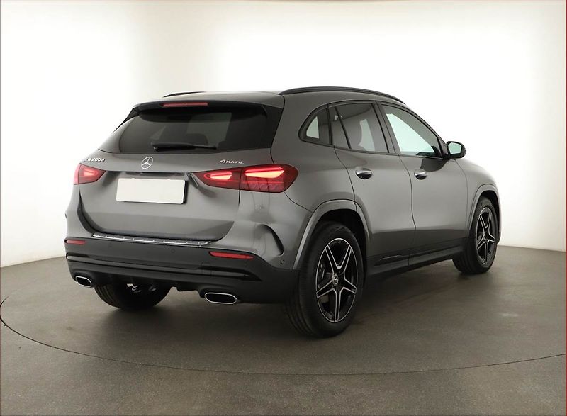 Mercedes-Benz GLA (2025) 200 d 4MATIC - fotka 5 z 19