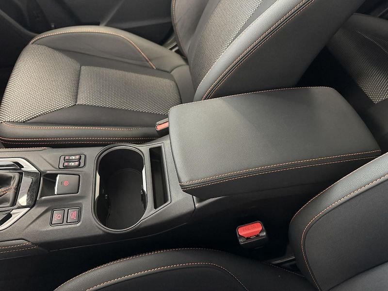 Subaru XV 1.6i-S ES Comfort+, CZ, 1. maj - fotka 30 z 44