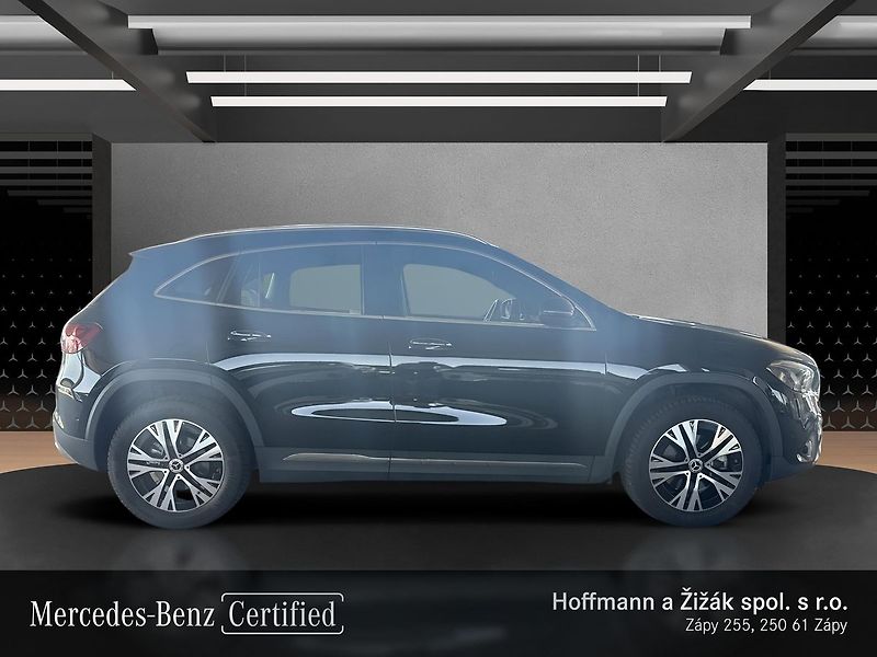 Mercedes-Benz GLA 200d 4MATIC - fotka 4 z 19