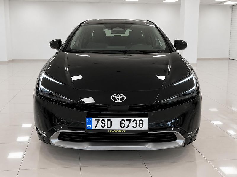 Toyota Prius (2024) - fotka 2 z 21