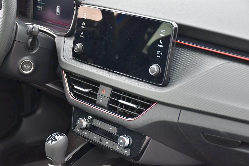 Škoda Kamiq (2026) Monte Carlo 1,0 TSI 85 kW 6-st - fotka 32 z 34