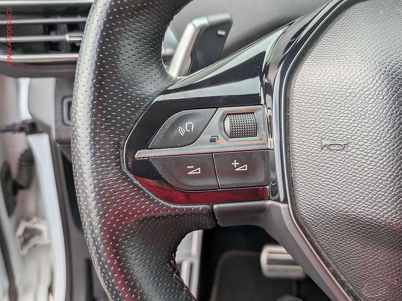 Peugeot 5008 (2018) 2.0HDi 7míst, ČR, AT, LED - fotka 13 z 15
