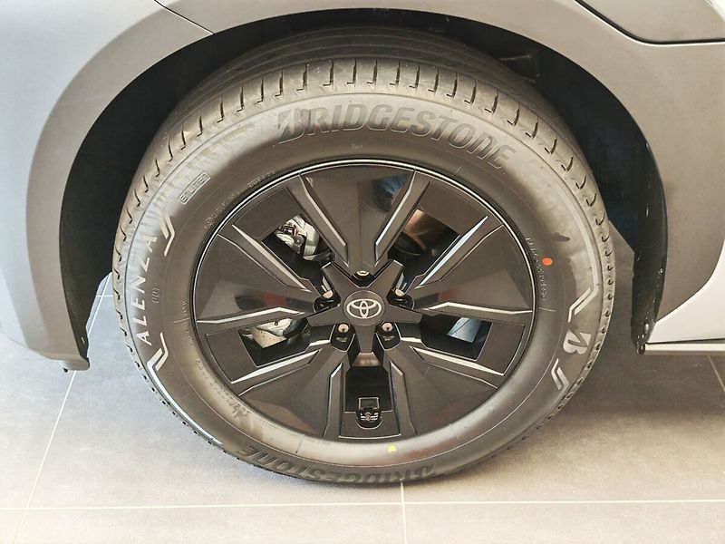 Toyota bZ4X Touring 4x4 Style - fotka 7 z 43
