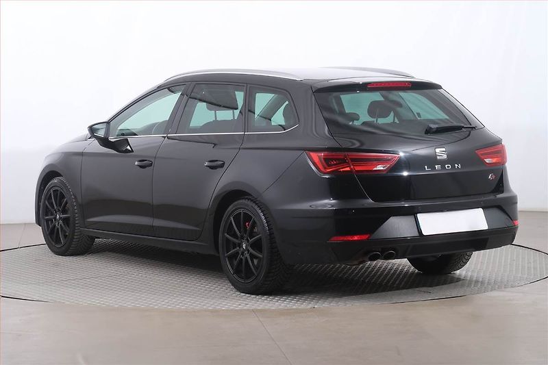 Seat Leon (2017) 1.4 TSI, Kůže, Tempomat - fotka 4 z 23