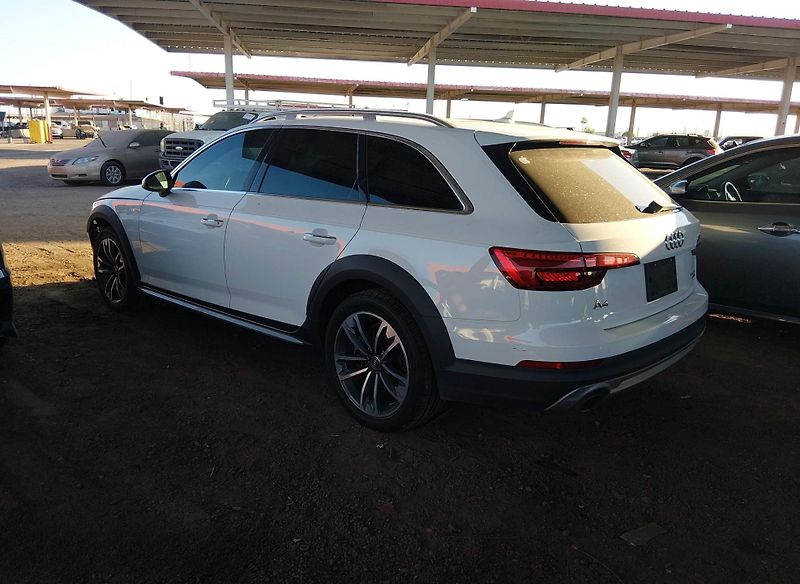 Audi A4 Allroad (2017) Auto na cestě - fotka 4 z 9