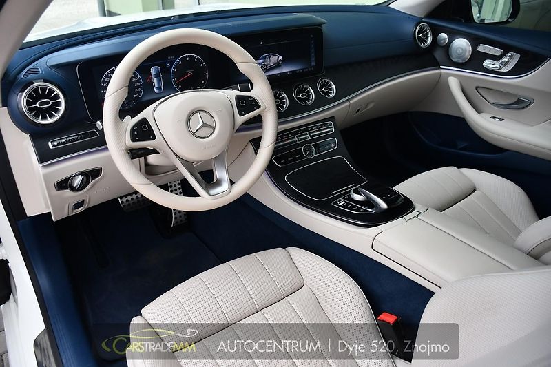 Mercedes-Benz Třídy E 400 4MATIC AMG ACC ČR HUD - fotka 9 z 53
