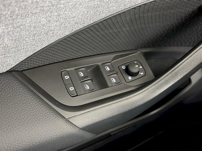 Škoda Octavia (2025) Combi 1.5TSI 110kW Top Selecti - fotka 24 z 30