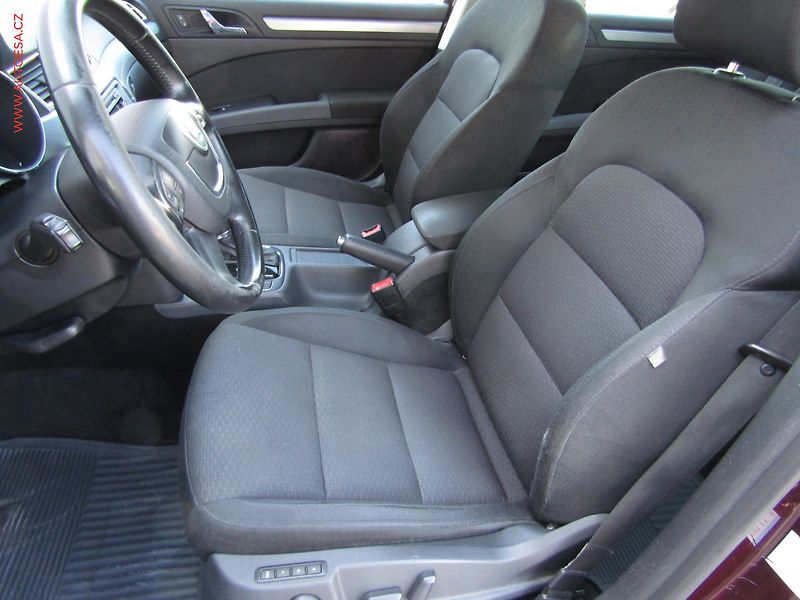 Škoda Superb (2009) 2.0 TDi, ČR, Elegance, DSG - fotka 9 z 21