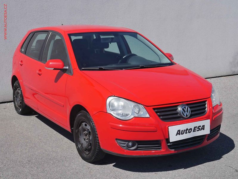 Volkswagen Polo (2008) 1.2 HTP, 1.maj,ČR, Klima - fotka 1 z 13