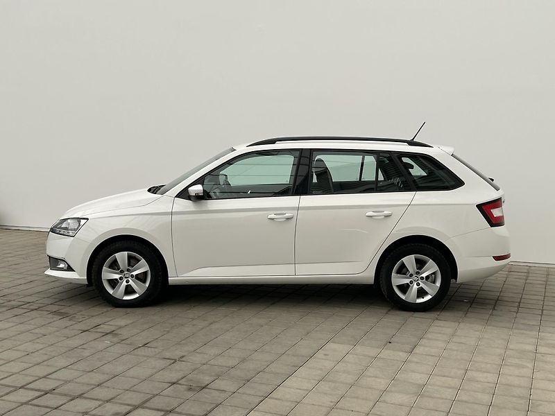 Škoda Fabia 1.0 TSI Ambition - fotka 3 z 24