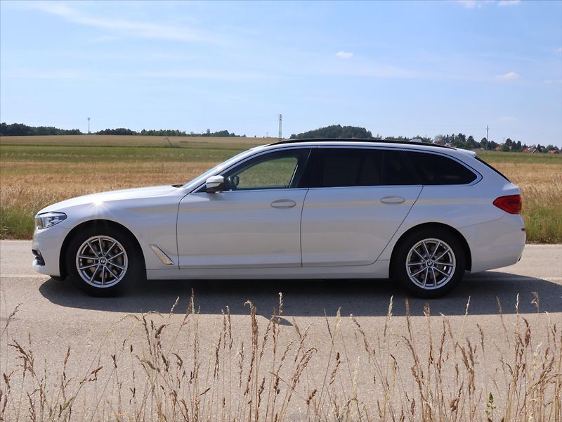 BMW Řada 5 2,0 525d 170kW Aut. Navi LED - fotka 4 z 35