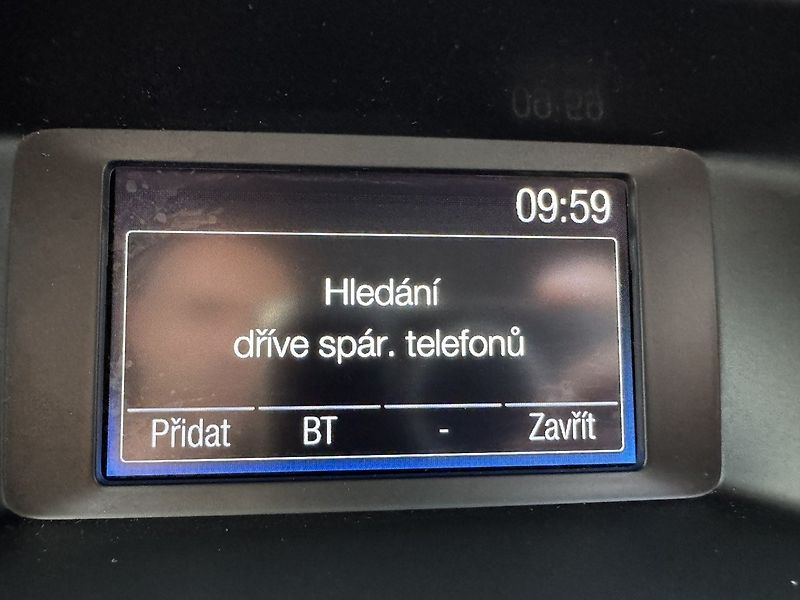 Ford Focus (2017) 1.6 Ti-VCT Digi Klima Tempomat - fotka 13 z 45