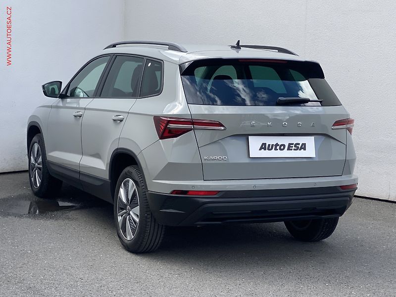 Škoda Karoq (2022) 1.5 TSi, Business, DSG - fotka 6 z 20