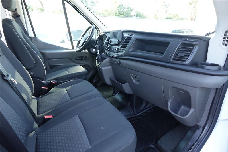 Ford Transit 2,0 TDCI  JUMBO 6MÍST KLIMA - fotka 21 z 41