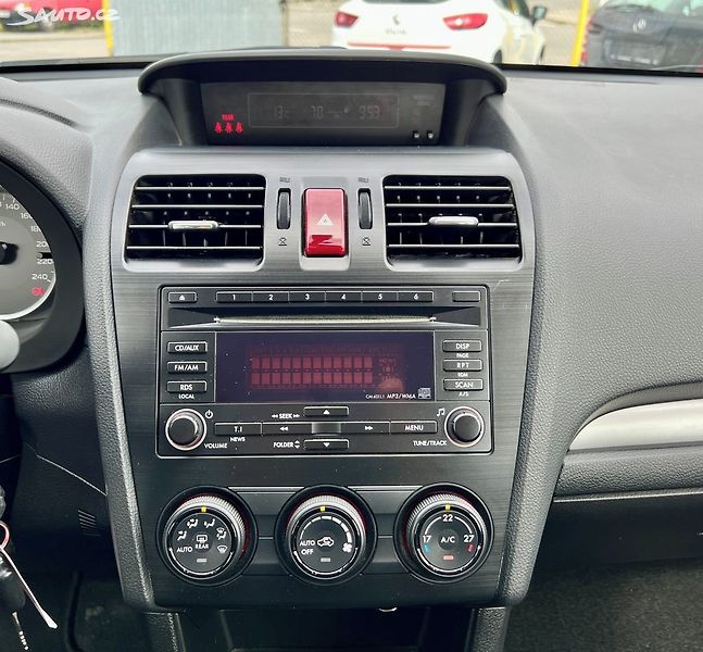 Subaru Impreza (2014) 1.6i 84 kW 4x4 Servis,Stav - fotka 15 z 19