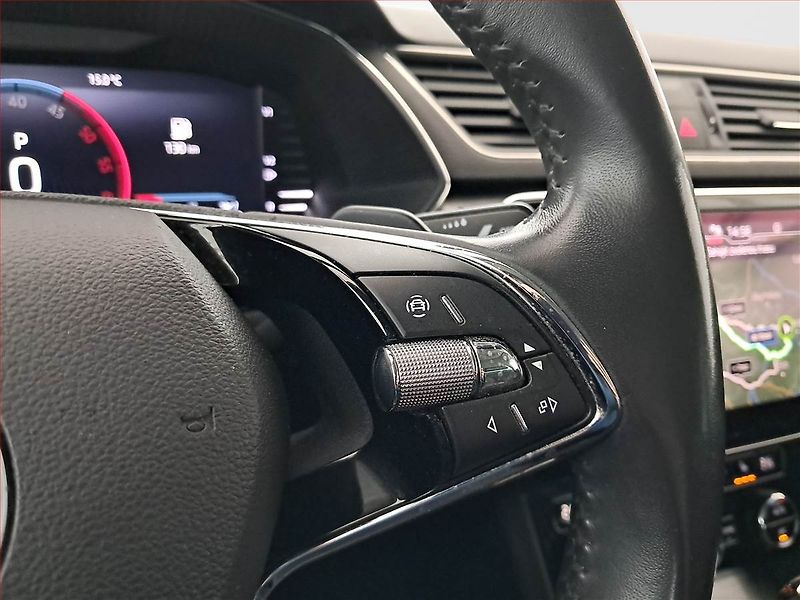 Škoda Superb (2022) 2.0 TDI, Automat, Kůže, Navi - fotka 20 z 20