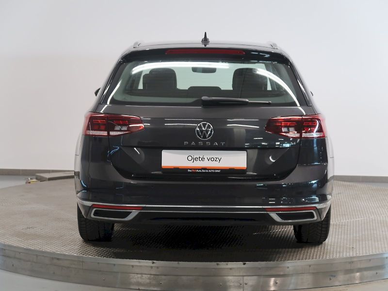 Volkswagen Passat (2022) ELEGANCE 2.0TDI EVO 110KW DSG - fotka 9 z 39