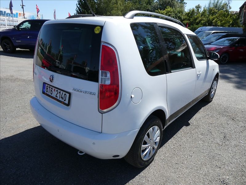Škoda Roomster 1,4 LPG 63kW Ambition,po STK - fotka 9 z 43