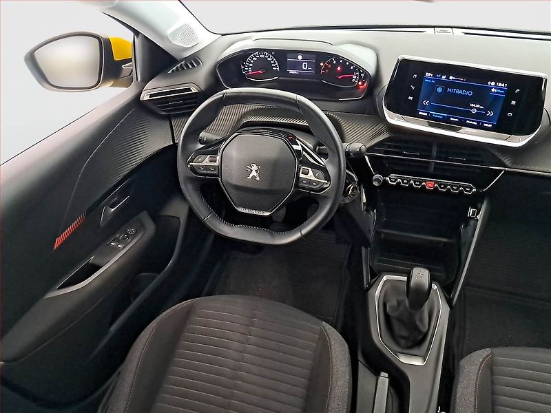 Peugeot 208 (2020) Active 1.2 PureTech, ČR,1.maj - fotka 7 z 16
