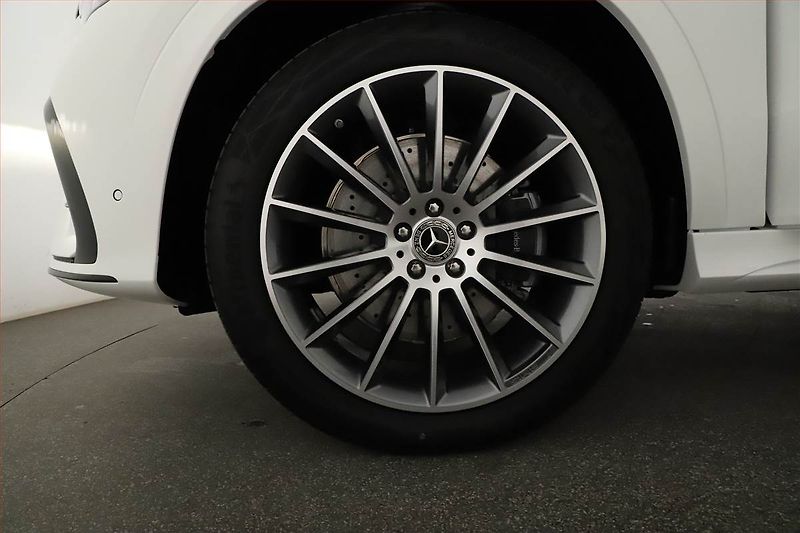 Mercedes-Benz GLE (2025) 300 d 4MATIC - fotka 12 z 20