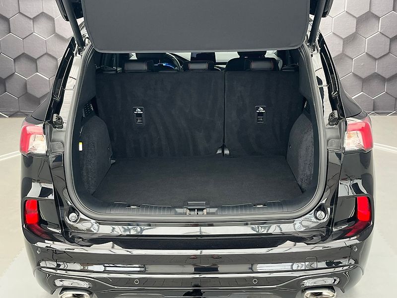 Ford Kuga 2,0 EB 140 kW AWD ST-Line - fotka 45 z 72