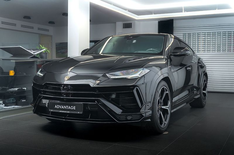 Lamborghini Urus S/Ventilace/Panorama/B&O - fotografie inzerátu