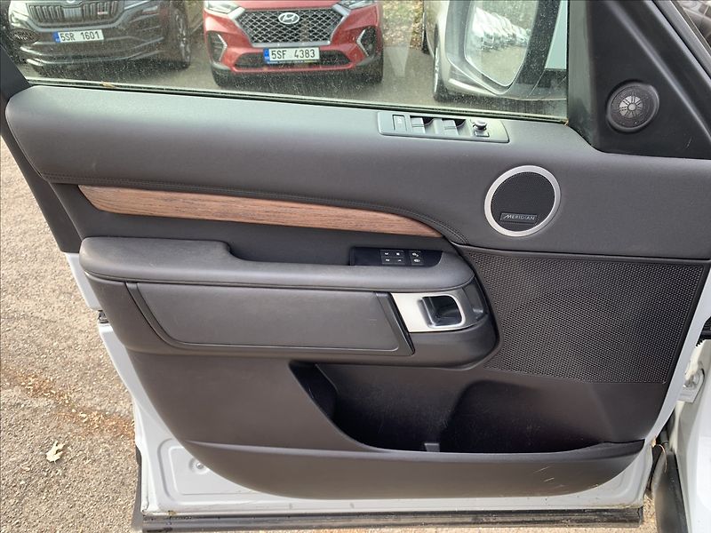 Land Rover Discovery 3,0 TDV6,ČR - fotka 14 z 20
