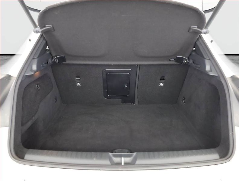 Mercedes-Benz GLA (2014) 200 CDI, 4X4, Automat - fotka 19 z 20