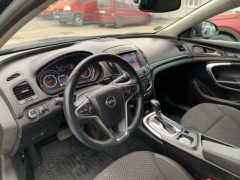 Opel Insignia (2014) Sports Tourer Cosmo 2.0CDTi  - fotka 14 z 45