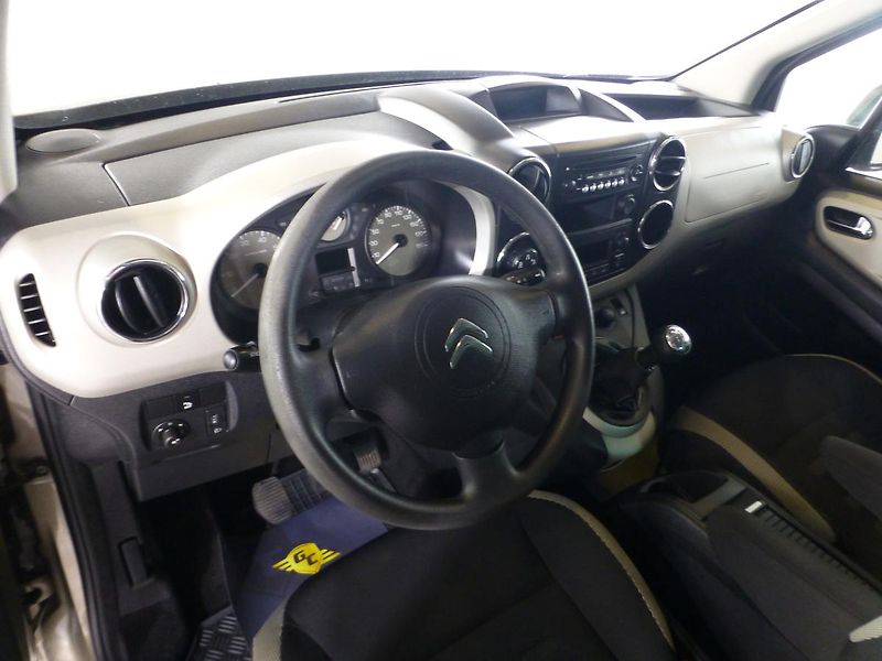 Citroën Berlingo (2018) 1,6i-88KW*KAMERA*ALU**PŮVOD ČR - fotka 11 z 22