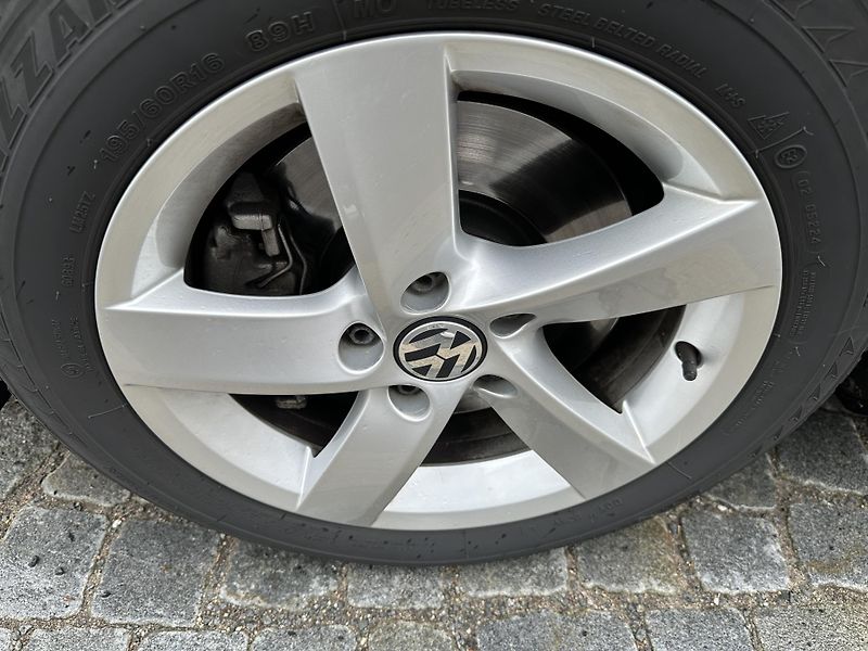 Volkswagen Passat - fotka 14 z 23